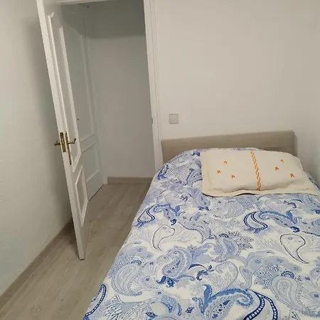 Habitaciones En Apartamento Compartido De Pozuelo De Alarcon Pozuelo de Alarcón Exterior photo