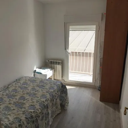Habitaciones En Apartamento Compartido De Pozuelo De Alarcon Pozuelo de Alarcón Exterior photo